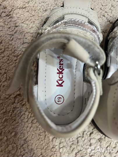 Босоножки для девочки