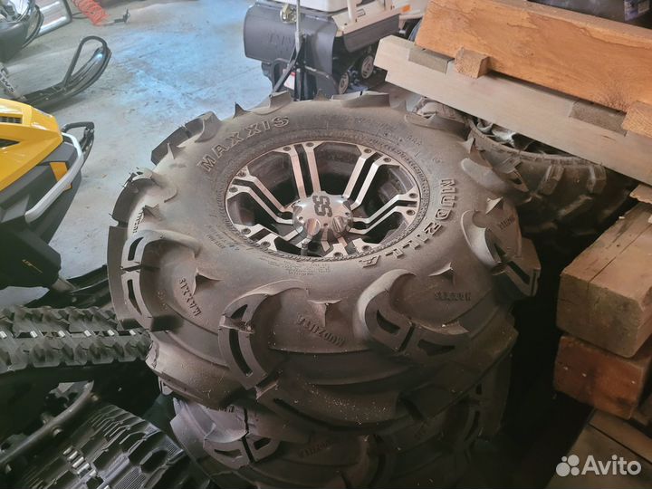 BRP CAN-AM Outlander 800