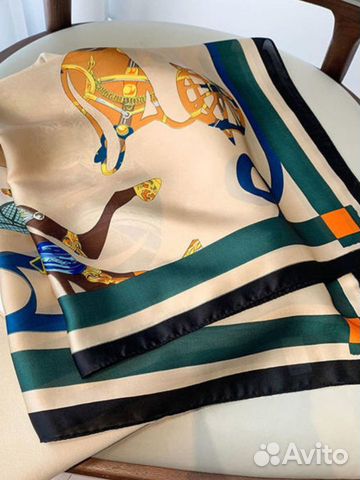 Новый Шарф платок атласный шелковый 70х70