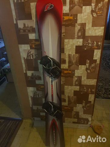 Сноуборд карвинговый жёсткий F2