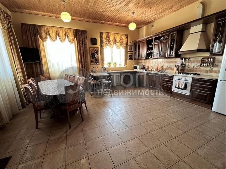 Гостевой дом, 500 м²