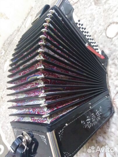 Гармонь тульская
