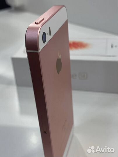 iPhone SE 2016