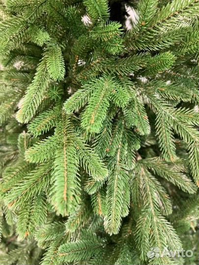 Елка новогодняя литая