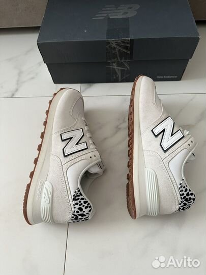 Кроссовки New Balance 574 новые 9 и 10 оригинал