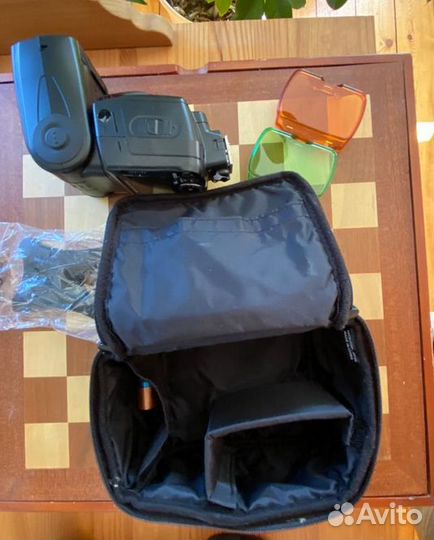 Фотовспышка Nikon Speedlight SB 700 (SB700 / SB-70