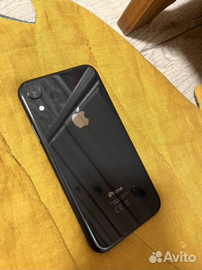 iPhone Xr, 64 ГБ
