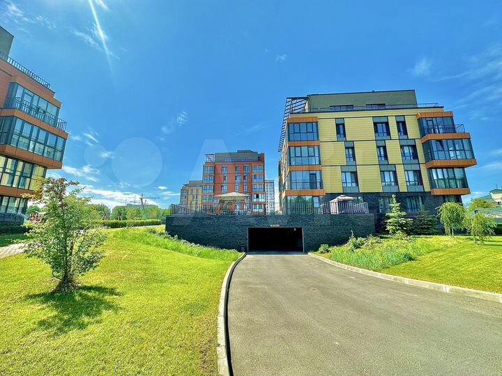 3-к. квартира, 93,2 м², 8/9 эт.