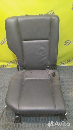 Сиденье заднее правое Toyota Rav4 A40 2.0 diesel