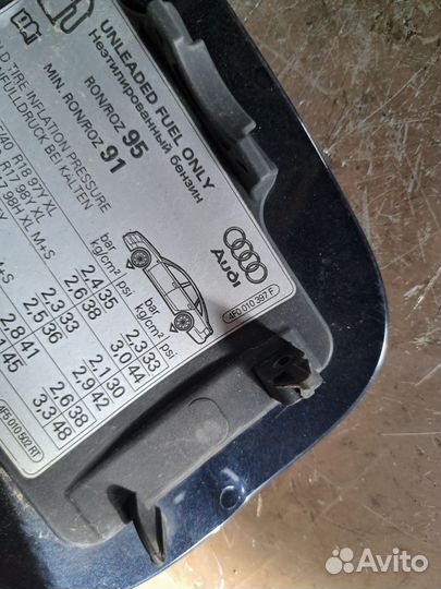 Лючок бензобака Audi A6 C6