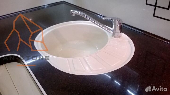 Столешница с раковиной