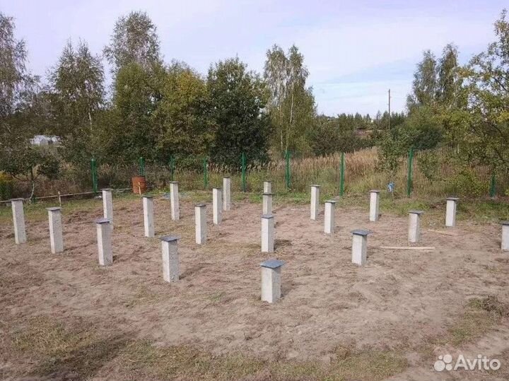 Монтаж фундамента на сваях