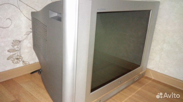 Продам телевизор