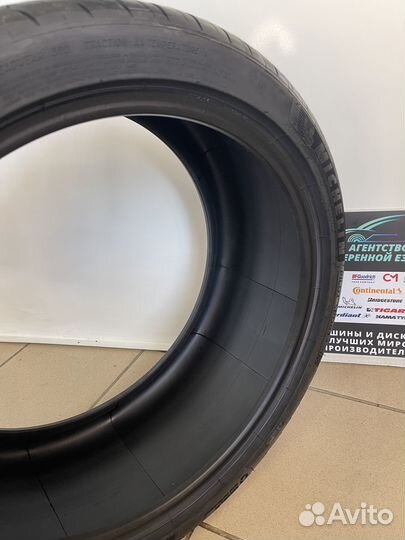 Michelin Pilot Sport 4 S Acoustic 275/35 R21 103Y