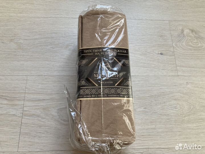 Простынь на резинке 160 200 25