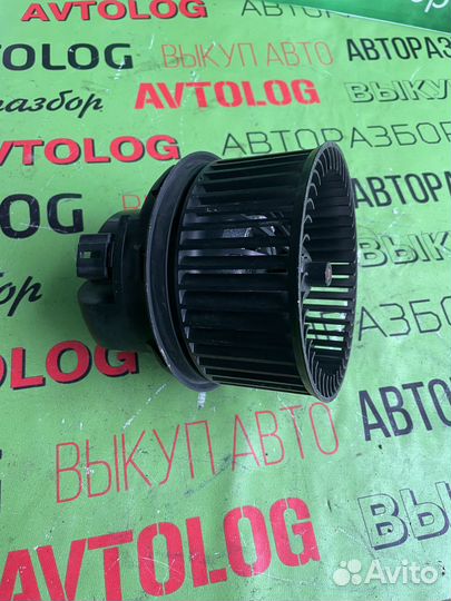 Моторчик печки Ford Focus 2