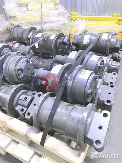 Каток поддерживающий CAT R140LC-7A 81E6-20031BG
