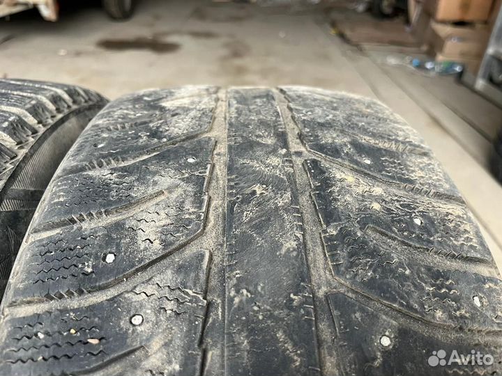 Bridgestone Ice Cruiser 7000 225/50 R17