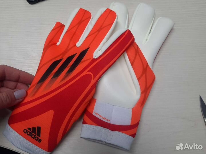 Перчатки вратарские адидас оригинал