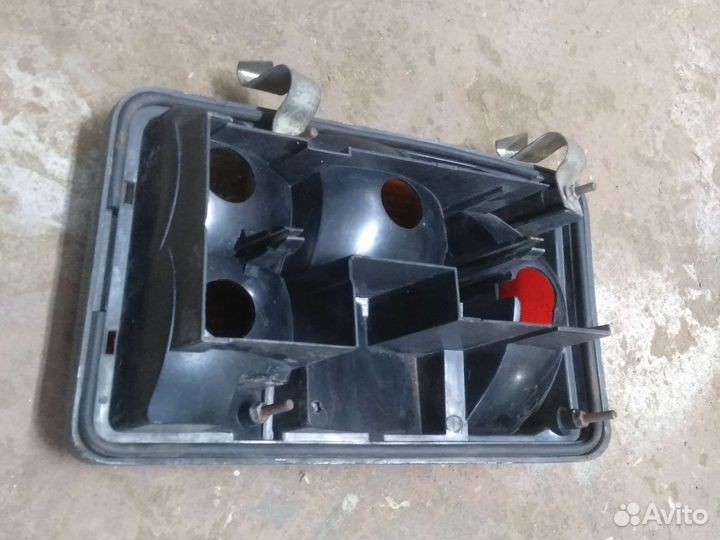 Фонарь задний правый 2104