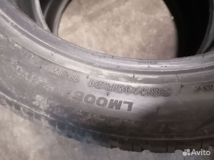 Bridgestone Blizzak LM-005 285/45 R21