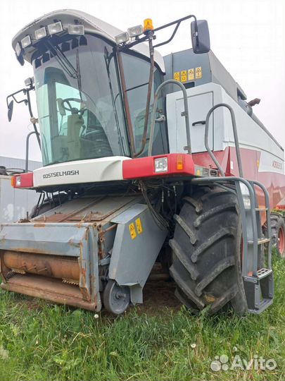 Комбайн Ростсельмаш Acros 530, 2011