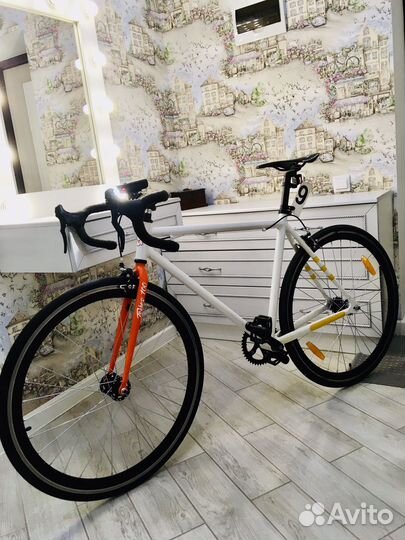 Шоссейный/городской/Fixed Gear Bikes Stark Terros