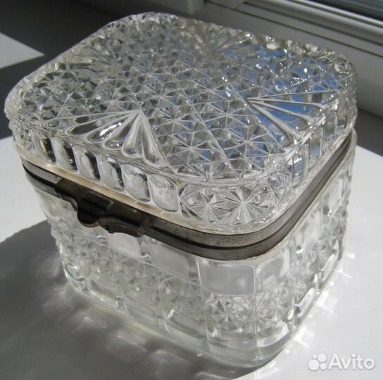 Шкатулка стеклянная старинная 1903 г