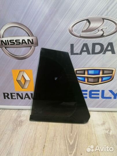 Форточка стекло двери Renault megane 3 Лев