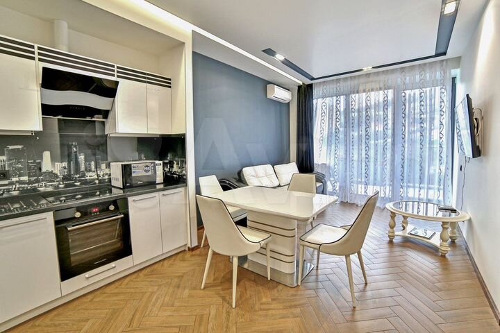 3-к. квартира, 109 м², 10/26 эт.