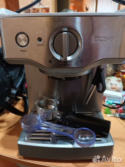 Кофеварка рожковая bork