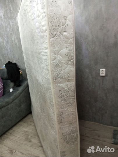 Матрас 160х200 бу