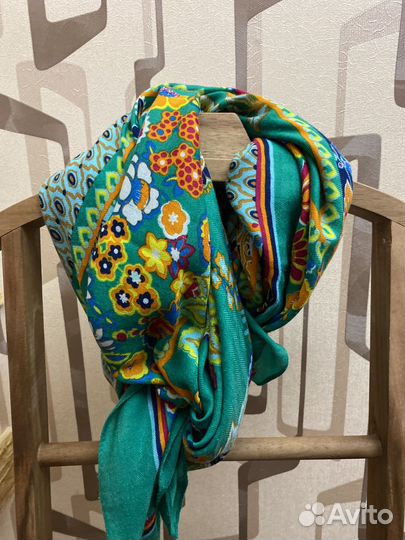 Шарфы платки палантины