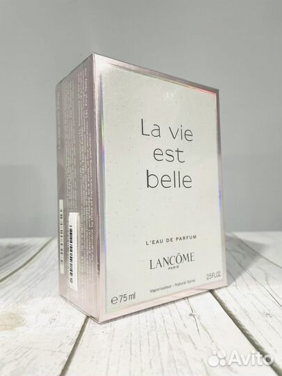 Парфюм Lancome La Vie Est Belle