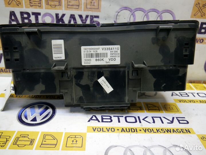 Панель приборов VW Гольф 5 2.0 2004+