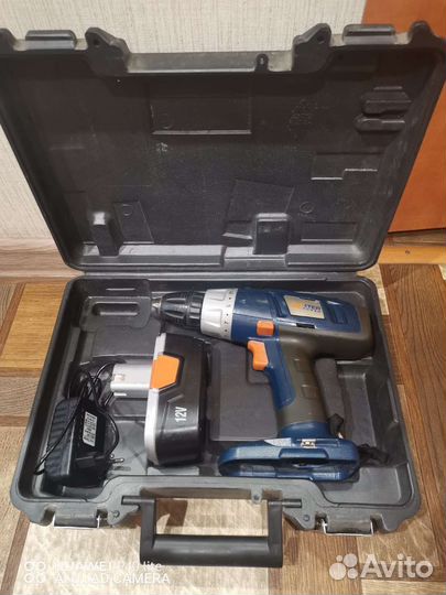 Аккумуляторная дрель шуруповерт