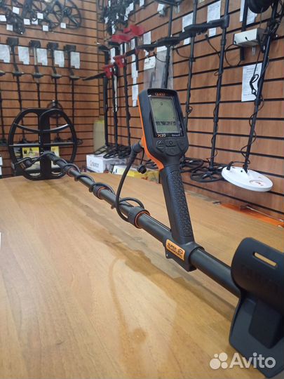 Металлодетектор Quest X10 IDmaxX