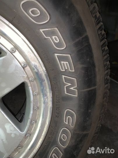 Toyo Open Country H/T 285/75 R16