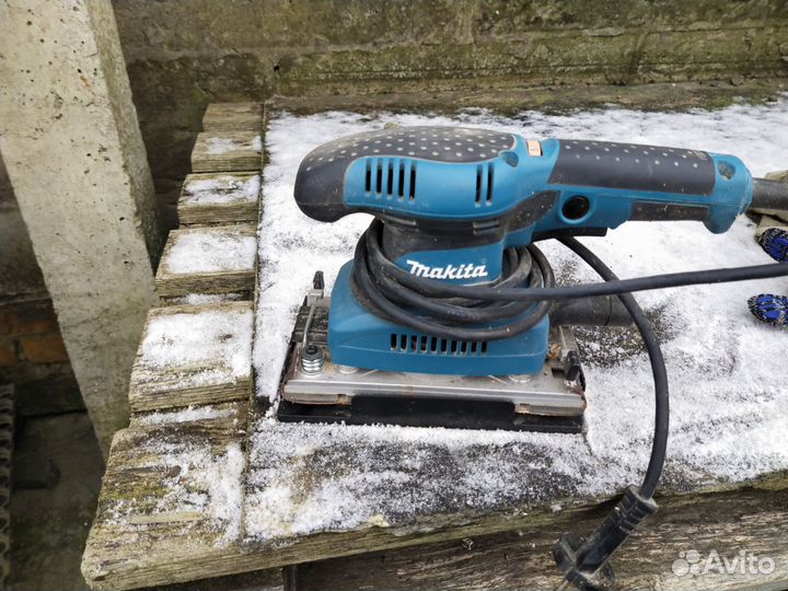 Шлифовальная машина makita