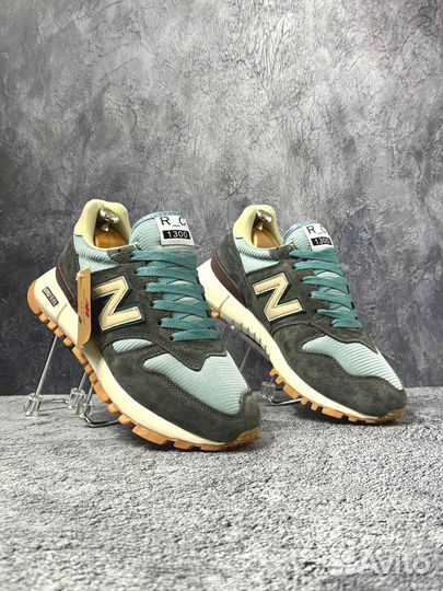 Кроссовки New Balance 1300