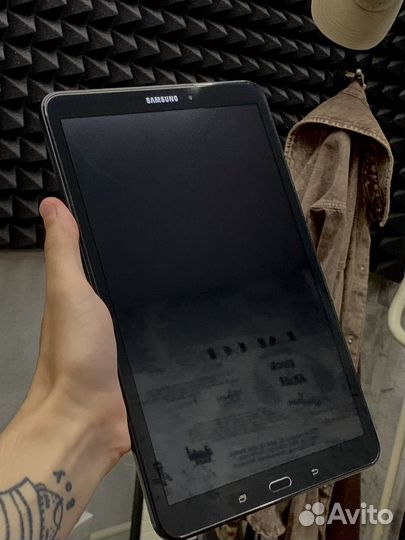 Samsung Galaxy Tab A 10.1 SM-T585