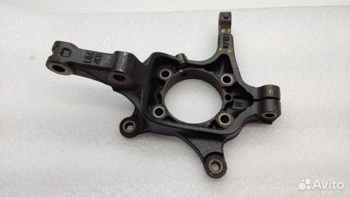 Кулак поворотный передний правый Kia Sorento Prime