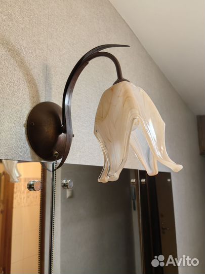 Люстры и светильники бу