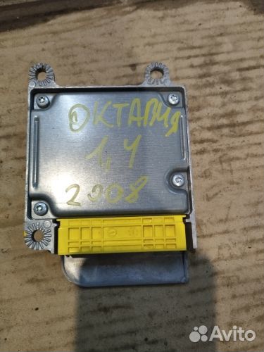 Блок подушек безопасности Шкода Октавия А4 тур