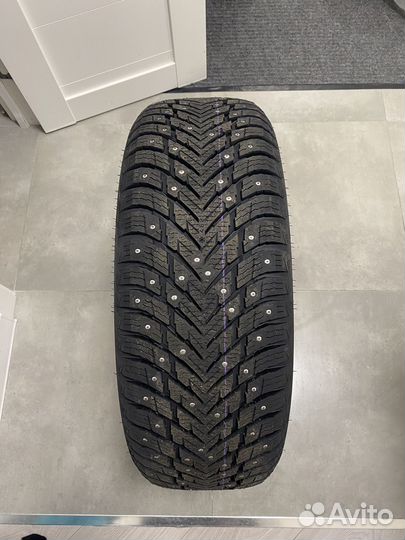 Nokian Tyres Hakkapeliitta 10p SUV 235/55 R19