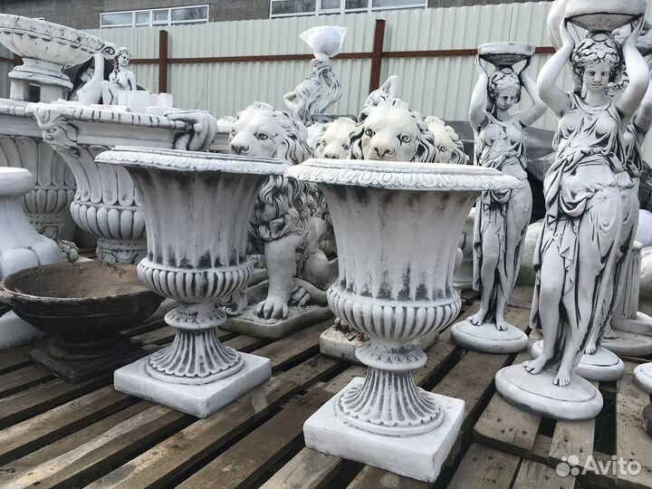 Вазон бетонный выс. 54 см