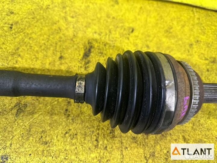 Привод передний правый toyota isis