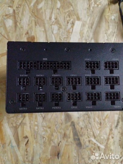 Блок питания Super Flower Leadex Platinum