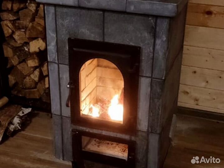 Печь камин отопительная