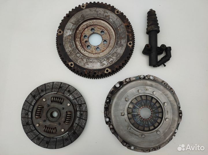Корзина сцепления + диск маховик Peugeot 207